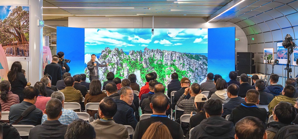 活動(dòng)現(xiàn)場(chǎng)，文旅星推官推介忻州。